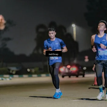 Runner Photo 7505865