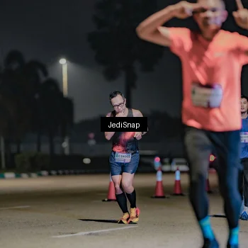 Runner Photo 7505891