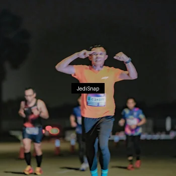 Runner Photo 7505893