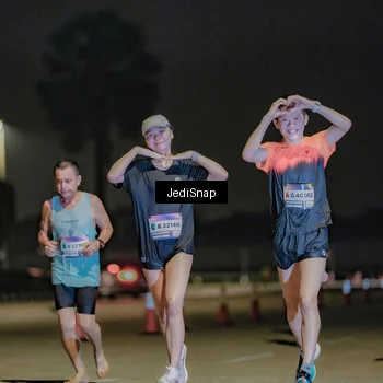 Runner Photo 7505897