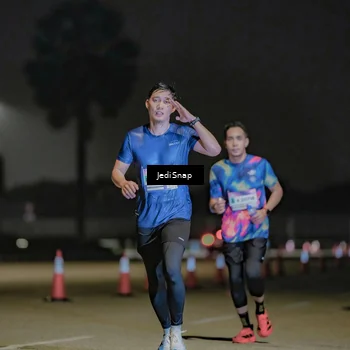 Runner Photo 7505910