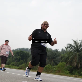 Runner Photo 7505923