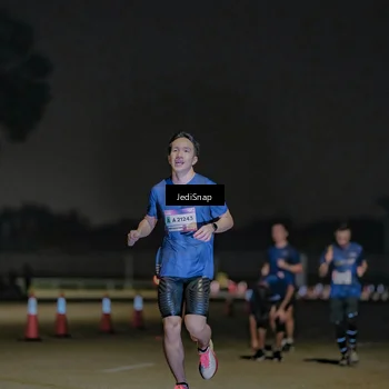 Runner Photo 7505925
