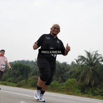 Runner Photo 7505931