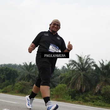 Runner Photo 7505936