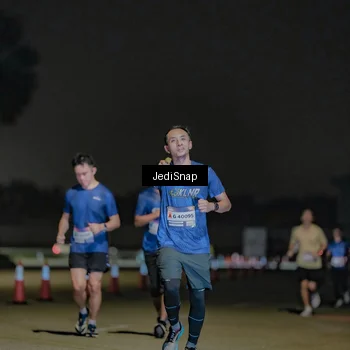 Runner Photo 7505939