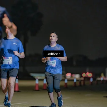 Runner Photo 7505952