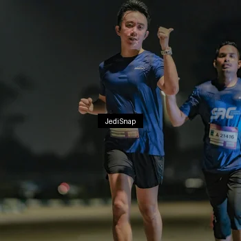 Runner Photo 7505956