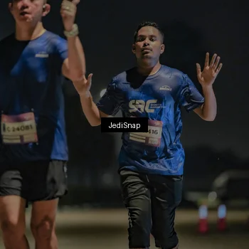 Runner Photo 7505959