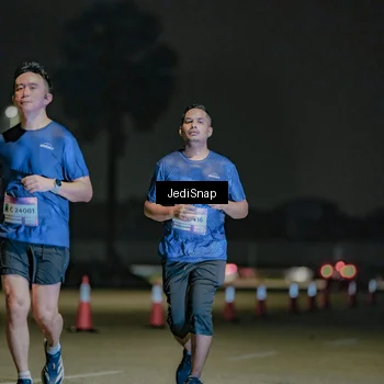 Runner Photo 7505961