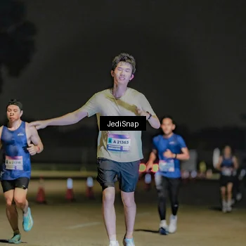 Runner Photo 7505971