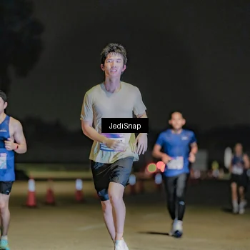 Runner Photo 7505977