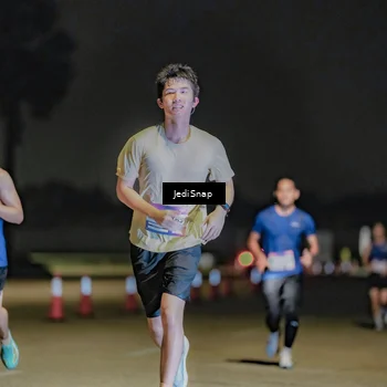 Runner Photo 7505980