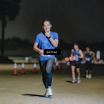 Runner Photo 7505986