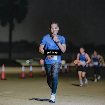 Runner Photo 7505990