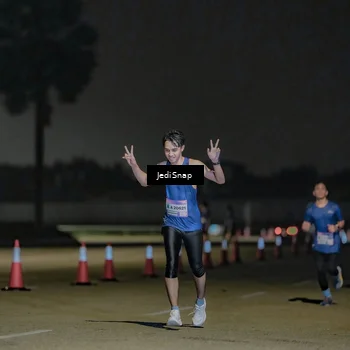 Runner Photo 7506013