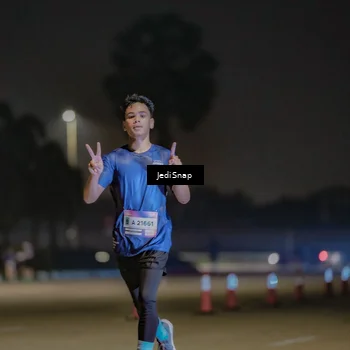 Runner Photo 7506035