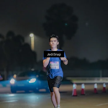 Runner Photo 7506050