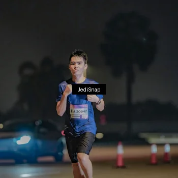 Runner Photo 7506057