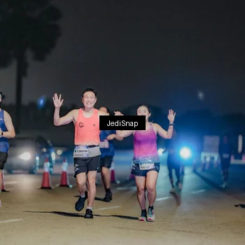 Runner Photo 7506062