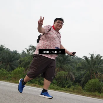 Runner Photo 7506063