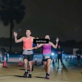 Runner Photo 7506074