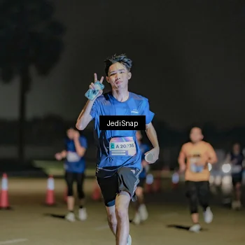 Runner Photo 7506080
