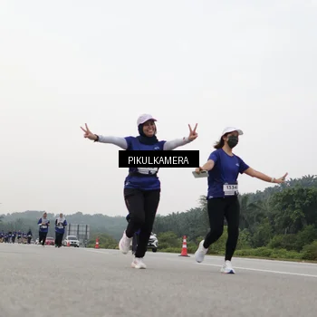 Runner Photo 7506094
