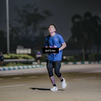 Runner Photo 7506108