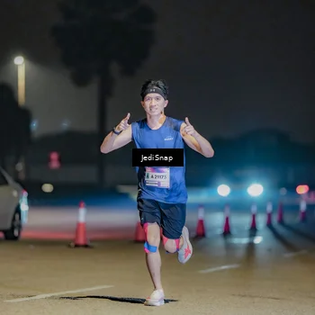 Runner Photo 7506117