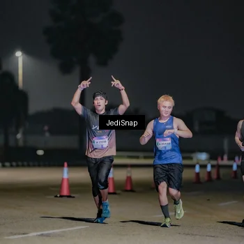 Runner Photo 7506128