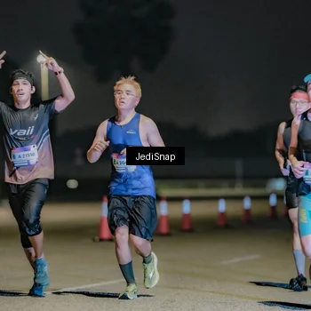 Runner Photo 7506132