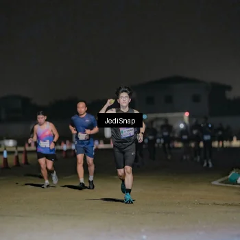 Runner Photo 7506149