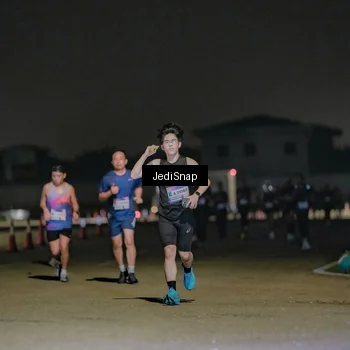 Runner Photo 7506152
