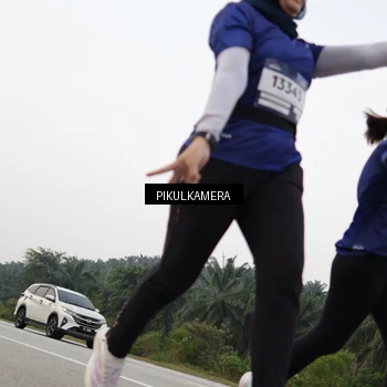 Runner Photo 7506159