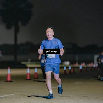 Runner Photo 7506176