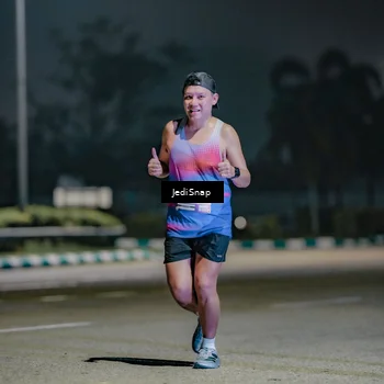 Runner Photo 7506180