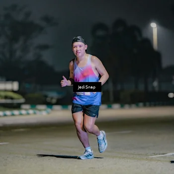 Runner Photo 7506183