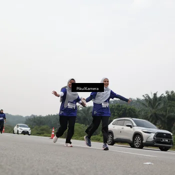 Runner Photo 7506184