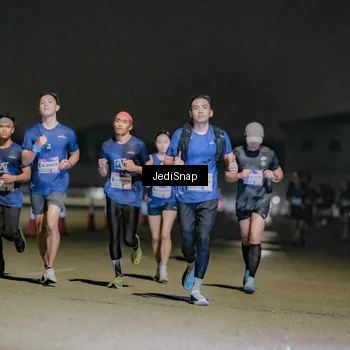 Runner Photo 7506194
