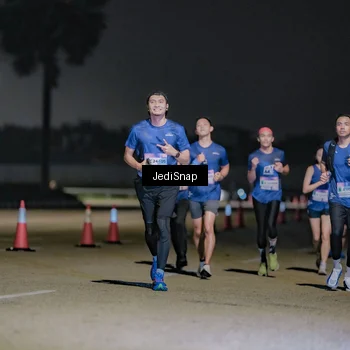 Runner Photo 7506200