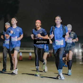 Runner Photo 7506208
