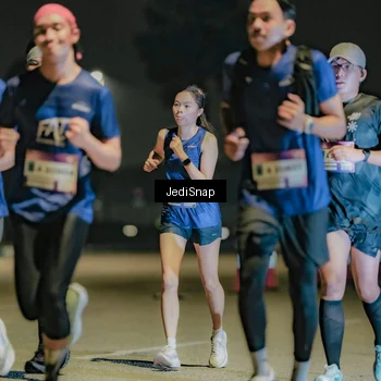 Runner Photo 7506211