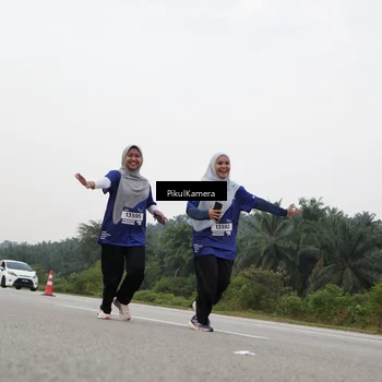 Runner Photo 7506220
