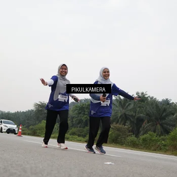 Runner Photo 7506230
