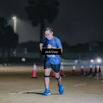 Runner Photo 7506235