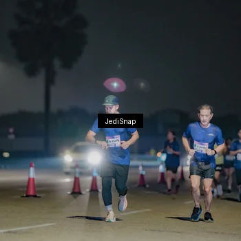 Runner Photo 7506238