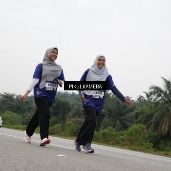 Runner Photo 7506254