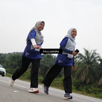 Runner Photo 7506263