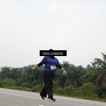 Runner Photo 7506266